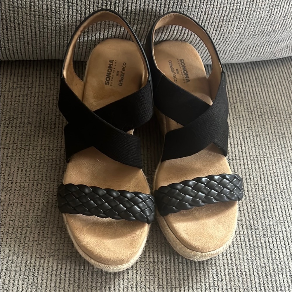 Sonoma Black and Tan Wedge Espadrille Sandals